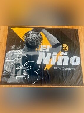 Padres Fernando Tatis fleece promotional blanket NWT